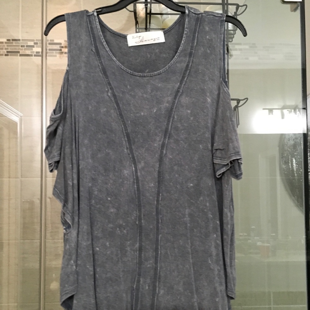 Vintage Havana cold shoulder tshirt